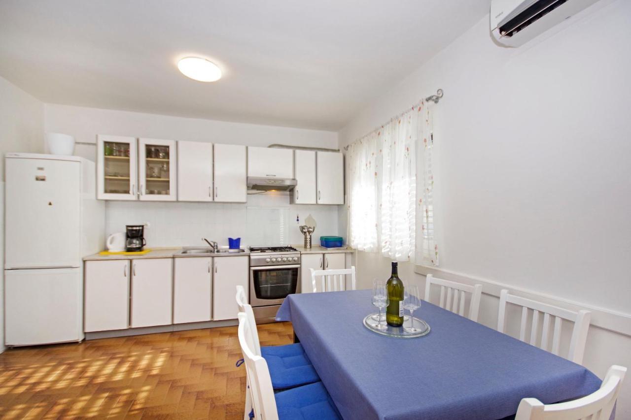 Apartment Danica Макарска Экстерьер фото